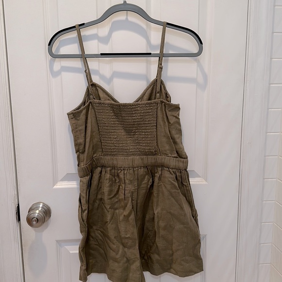 Aerie romper size medium - Picture 3 of 3